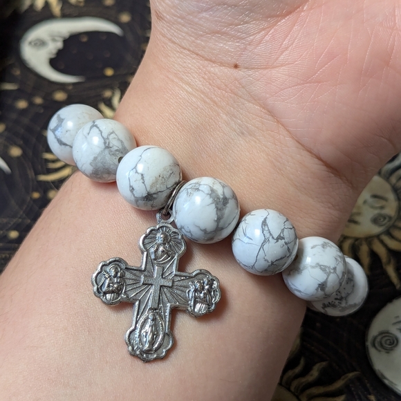 Catholic Howlite Bracelet - Picture 6 of 6